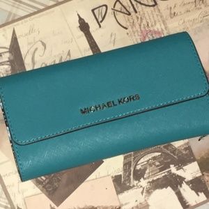 MK WALLET NEVER USED